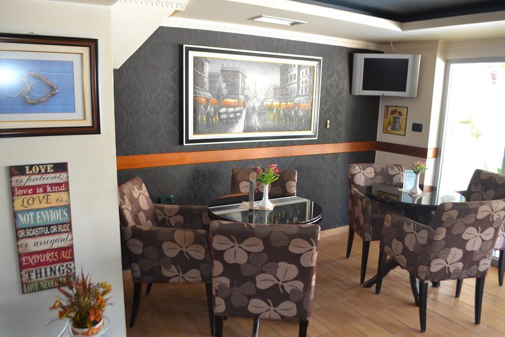 Funky Guest House & Adventures Përmet المظهر الخارجي الصورة
